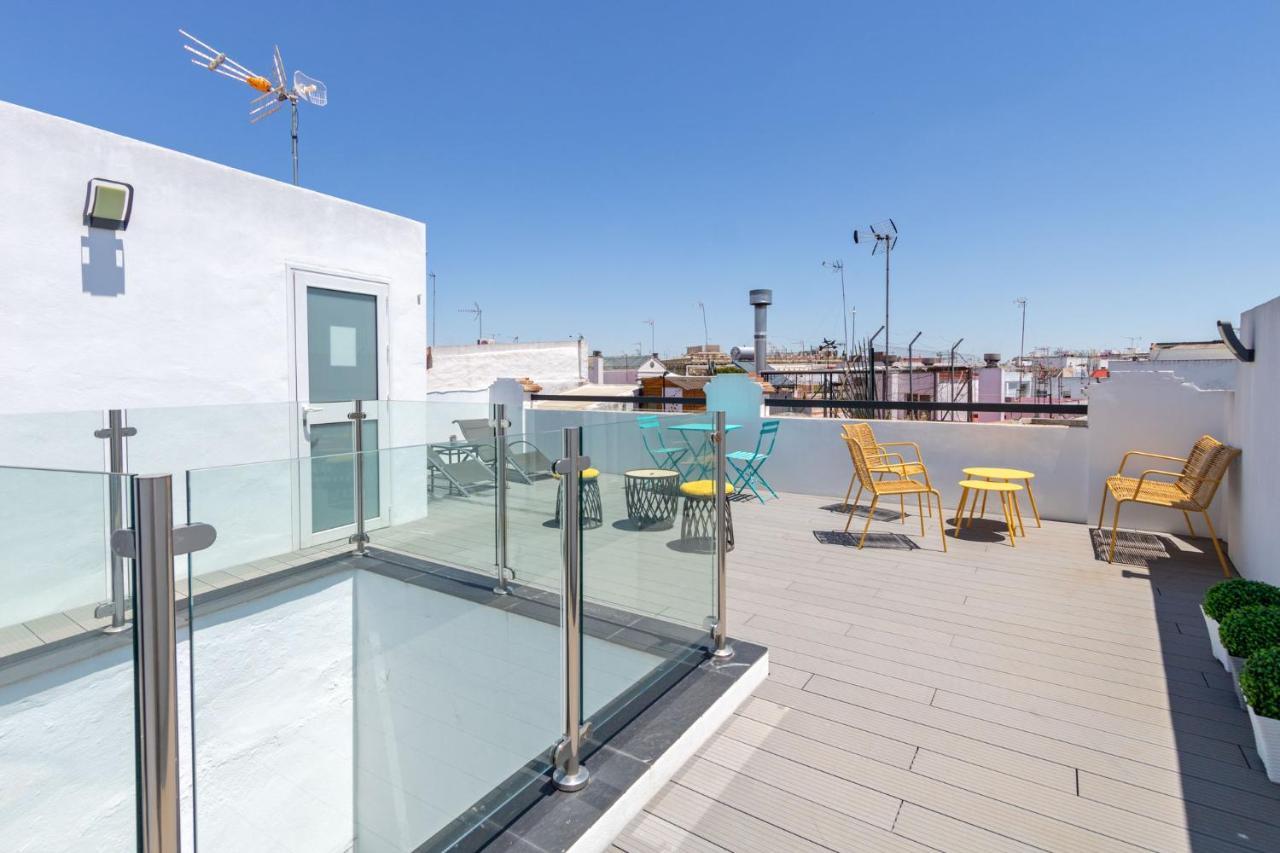 セビリアNine O Clock San Luis Skyviewアパートメント エクステリア 写真